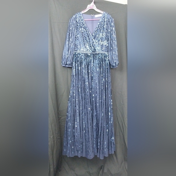 Mac Duggal 5509 NWT SEQUINED WRAP OVER 3/4 SLEEVE GOWN - Picture 4 of 12